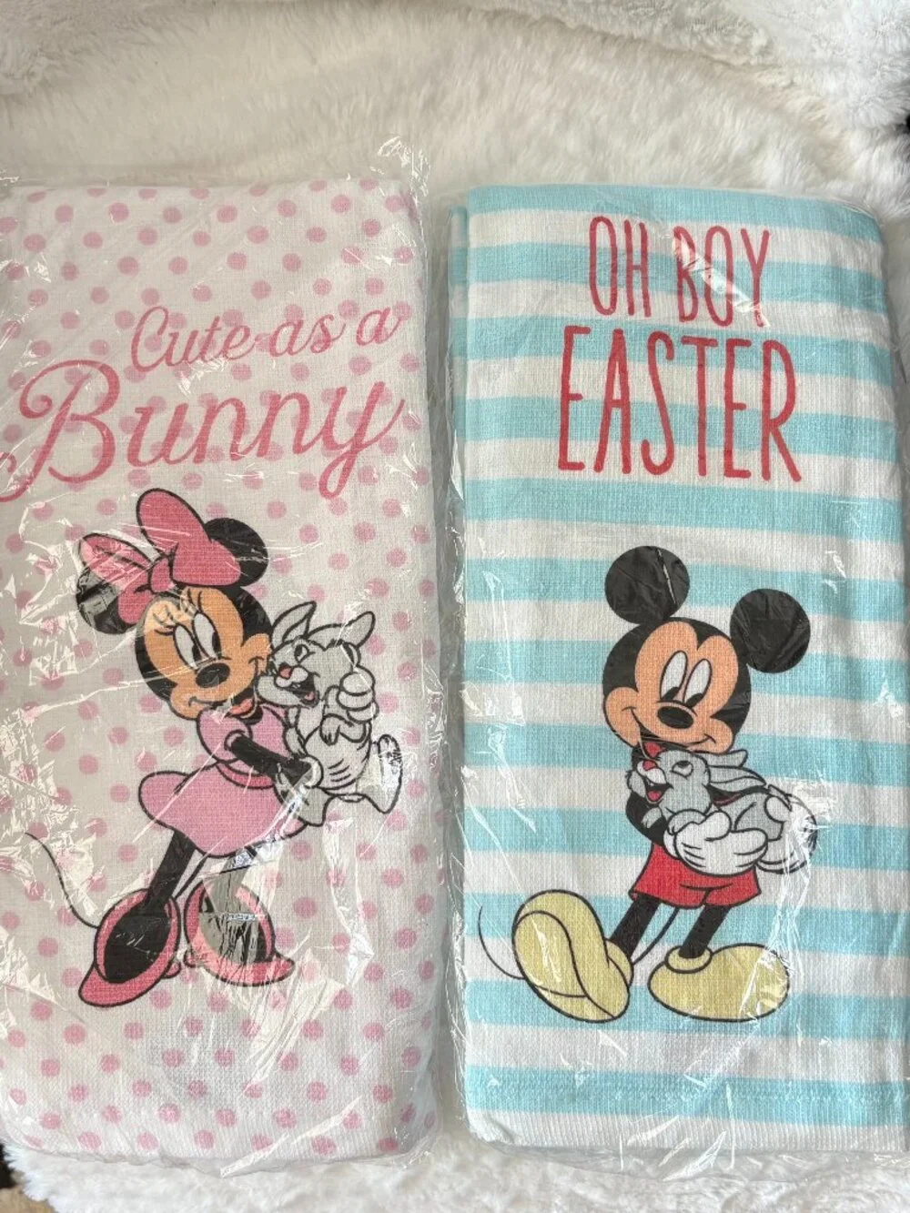 NWT - Disney Easter Themed Kitchen Towels Set - 4 Pk - 2 Mickey and 2 Minnie